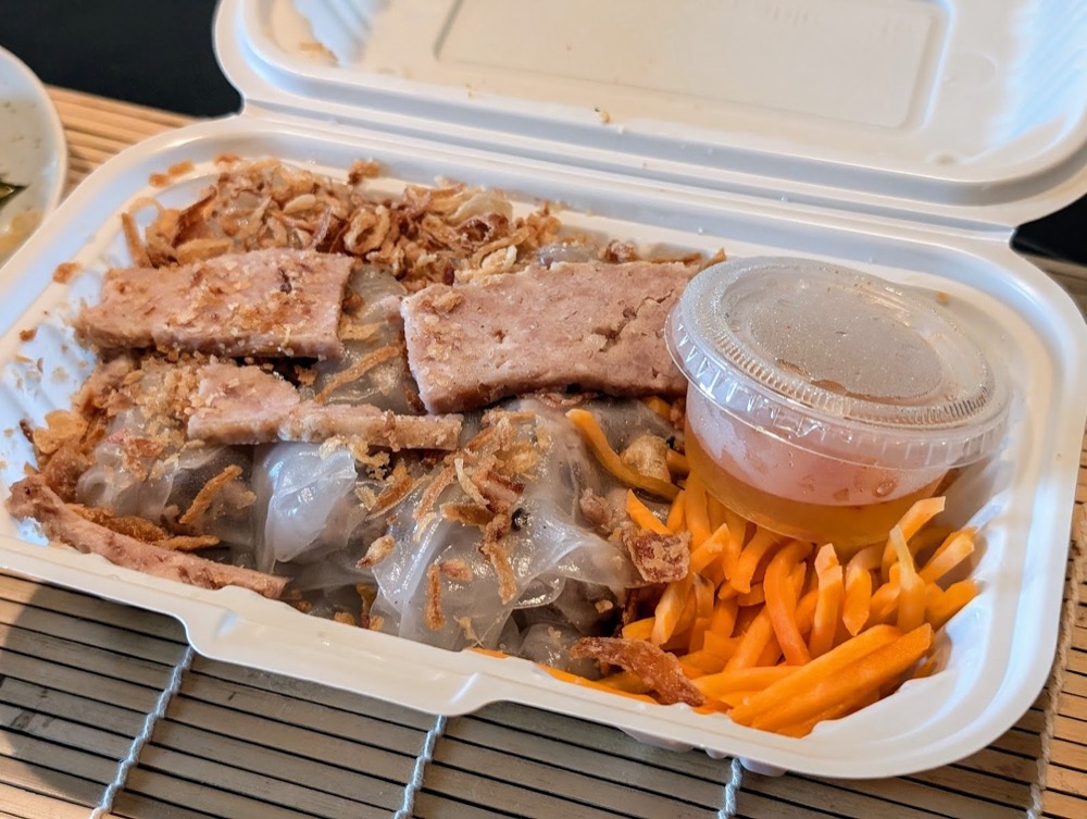Banh cuon and Vietnamese rolls from 88 Foods
